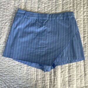 Line and Dot skort.